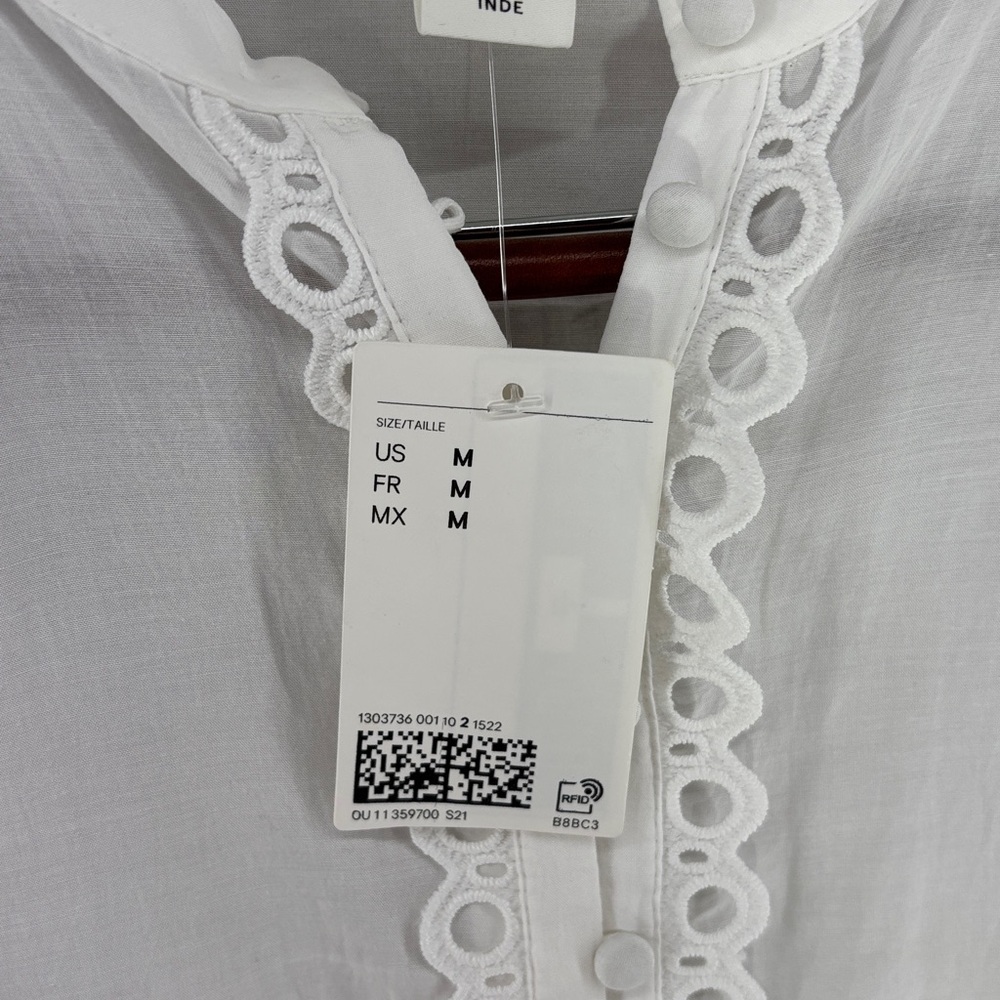 NWT--H&M White Sheer Eyelet Lace Trim Button Up Long Sleeve Size M - Picture 3 of 10